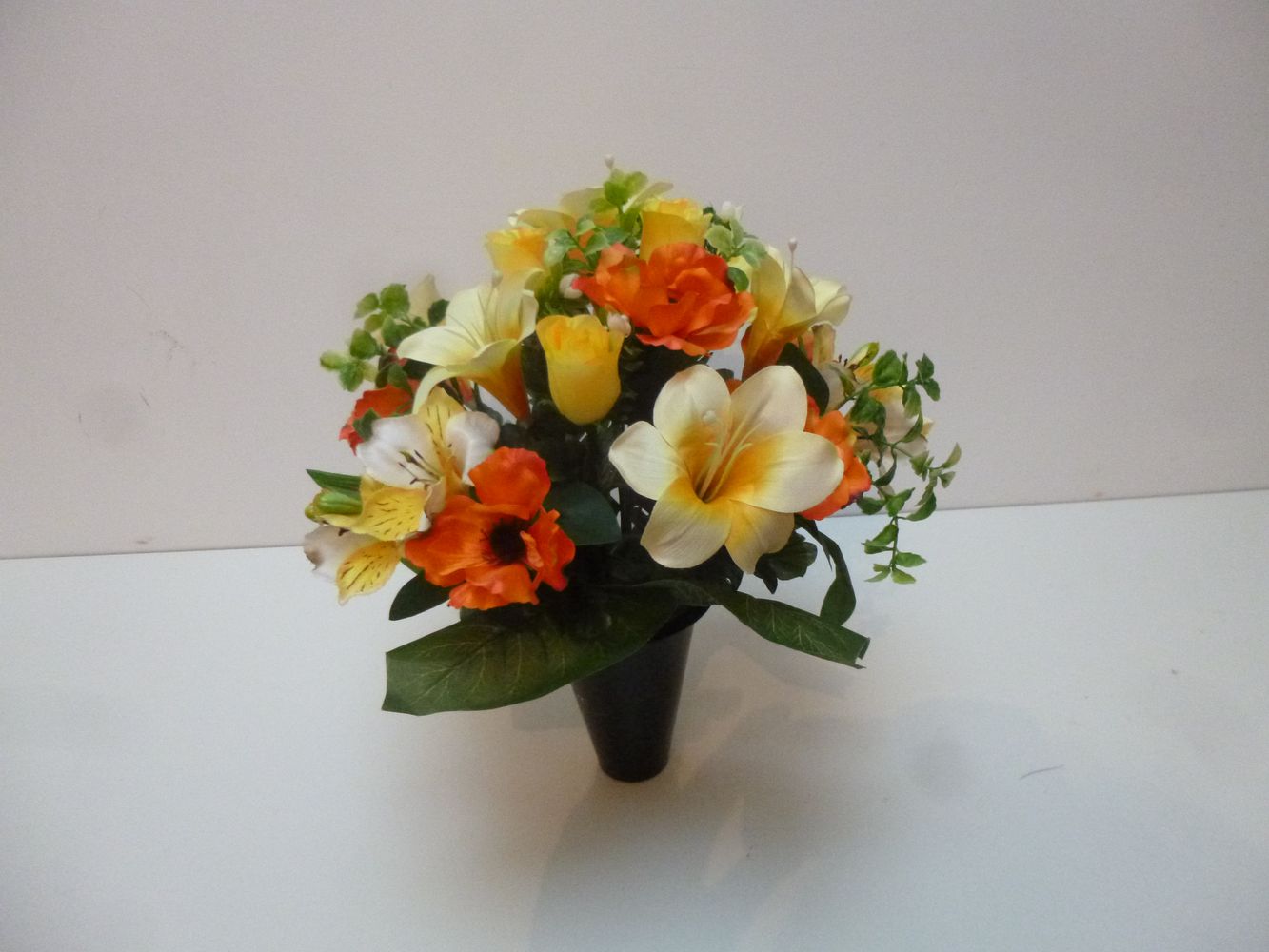 Cône fleurs artificielles variées pour vase - à Landerneau vers Dirinon et  Ploudaniel